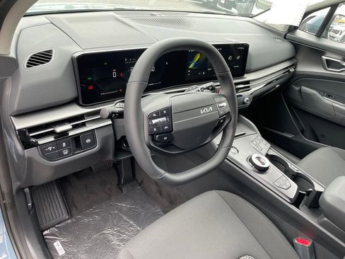 New 2026 Kia Sportage S AWD/4WD image 9