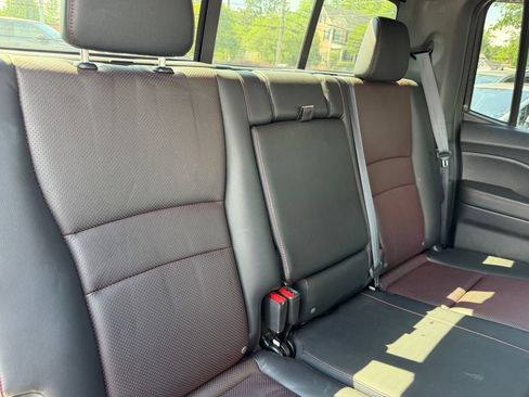 Used 2017 Honda Ridgeline Black Edition image 15