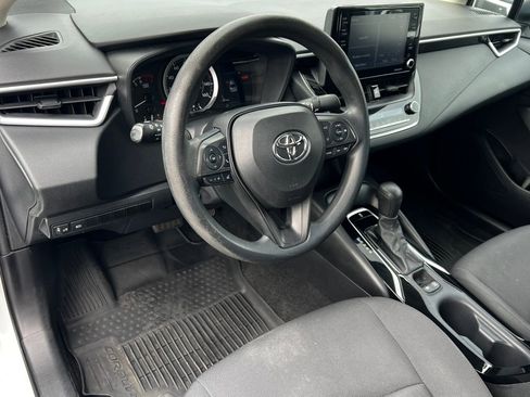 Used 2022 Toyota Corolla LE image 13