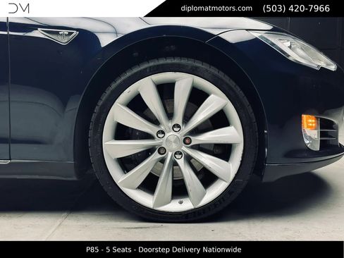 Used 2013 Tesla Model S Performance RWD image 40