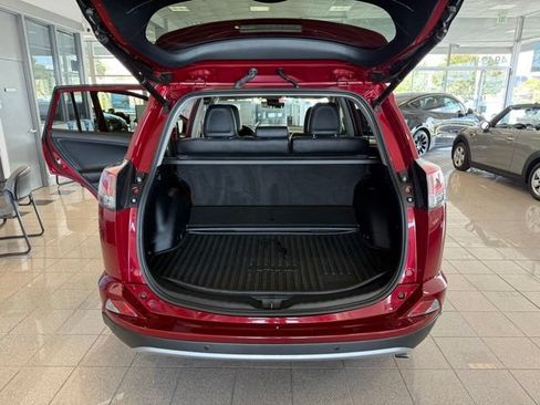 Used 2018 Toyota RAV4 Limited w/ Advanced Technology Package AWD/4WD image 22