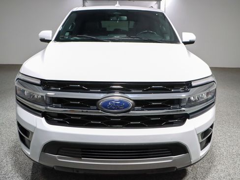 Used 2023 Ford Expedition Max Limited image 4