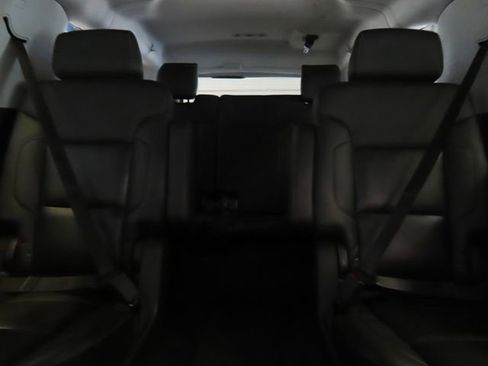 Used 2020 Chevrolet Suburban LT AWD/4WD image 33