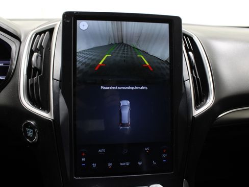 Used 2022 Ford Edge ST-Line image 17