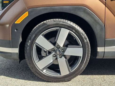 Used 2024 Hyundai Santa Fe Limited FWD image 5