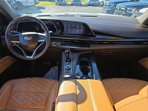 Used 2022 Cadillac Escalade Premium Luxury w/ LPO, Radiant Package image 15