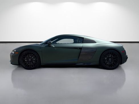 Used 2020 Audi R8 V10 w/ Carbon Exterior Package AWD/4WD image 6
