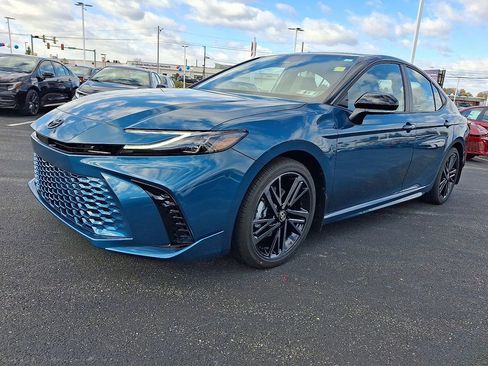 New 2026 Toyota Camry XSE FWD image 3