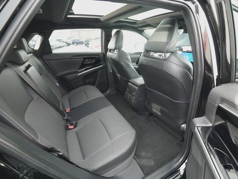 Used 2025 Toyota bZ4X FWD image 17