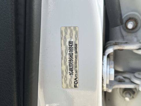 Used 2017 Jeep Compass High Altitude image 2