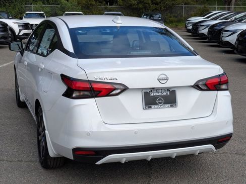New 2025 Nissan Versa SV image 5