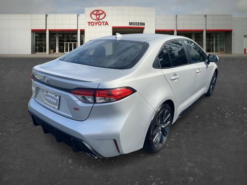 Certified 2025 Toyota Corolla SE image 5
