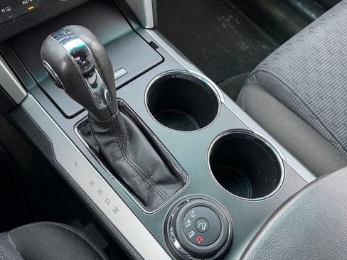 Used 2014 Ford Explorer XLT w/ Equipment Group 201A image 14