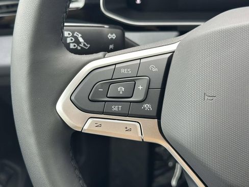 New 2026 Volkswagen Jetta SE FWD image 17