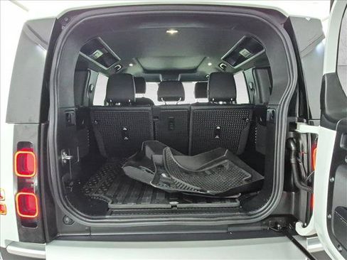 Used 2024 Land Rover Defender 110 S AWD/4WD image 6