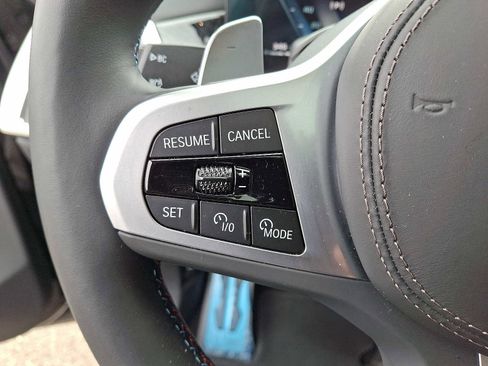 Used 2025 BMW X7 M60i w/ Executive Package image 24