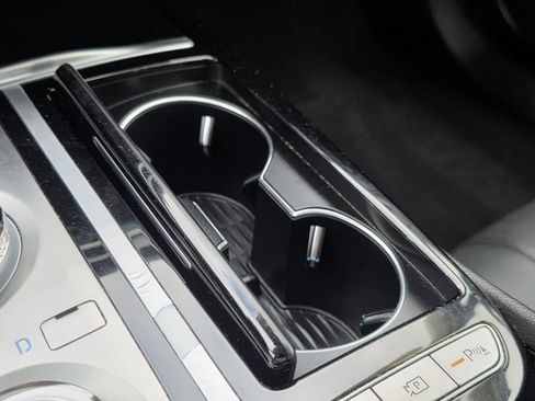 Used 2023 Genesis G80 2.5T image 24