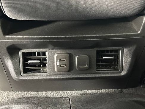 Used 2021 Chevrolet Silverado 1500 RST AWD/4WD image 20