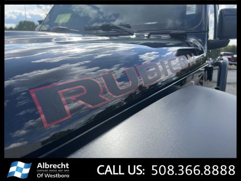 Used 2021 Jeep Gladiator Rubicon w/ Cold Weather Group image 9