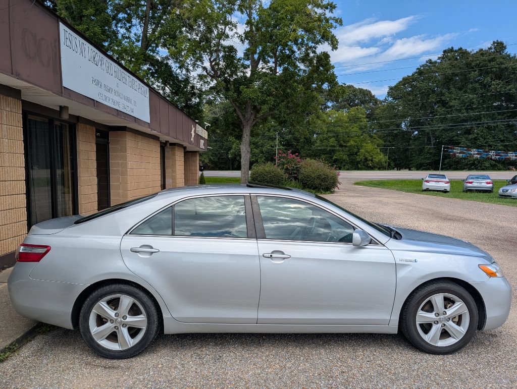 Used 2008 Toyota Camry Hybrid w/ Upgrade Pkg w/ Navigation FWD image 3
