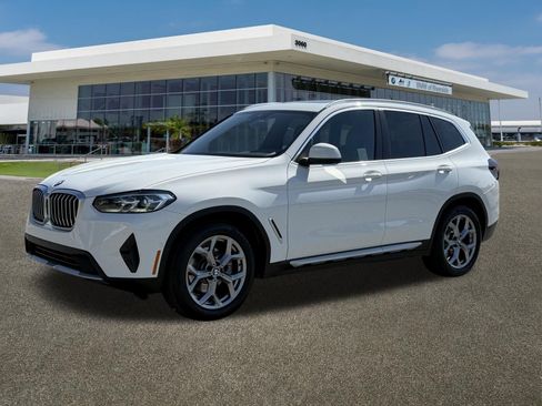 Used 2023 BMW X3 sDrive30i w/ Convenience Package image 5