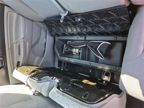 Used 2014 Toyota Tacoma 4x4 Double Cab w/ TRD Off-Road Package image 24