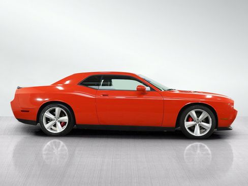 Used 2009 Dodge Challenger SRT8 RWD image 7
