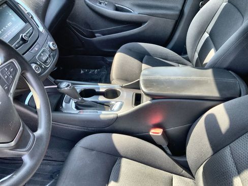 Used 2018 Chevrolet Malibu LT FWD image 21