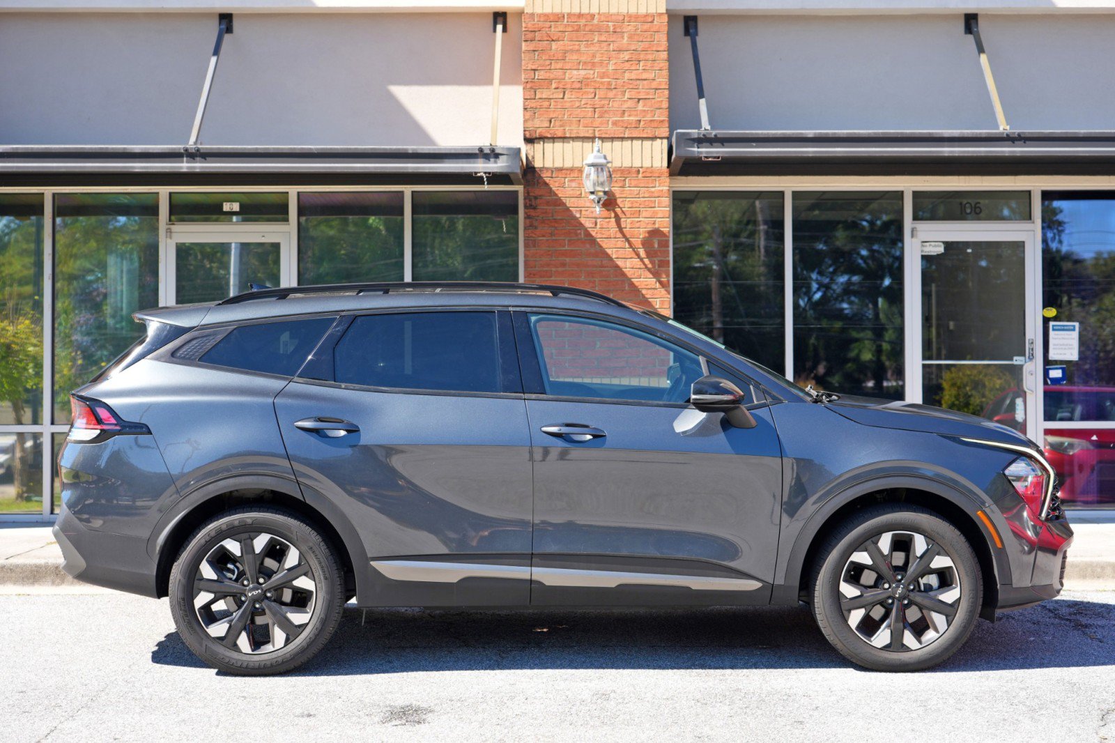 Used 2023 Kia Sportage X-Line w/ X-Line Premium Package AWD/4WD image 51