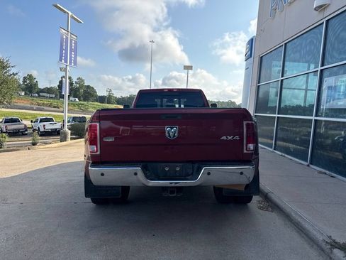 Used 2015 RAM 3500 Laramie w/ Convenience Group AWD/4WD image 6