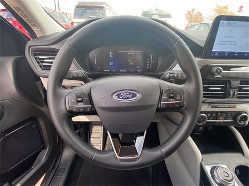 Used 2024 Ford Escape Active image 22