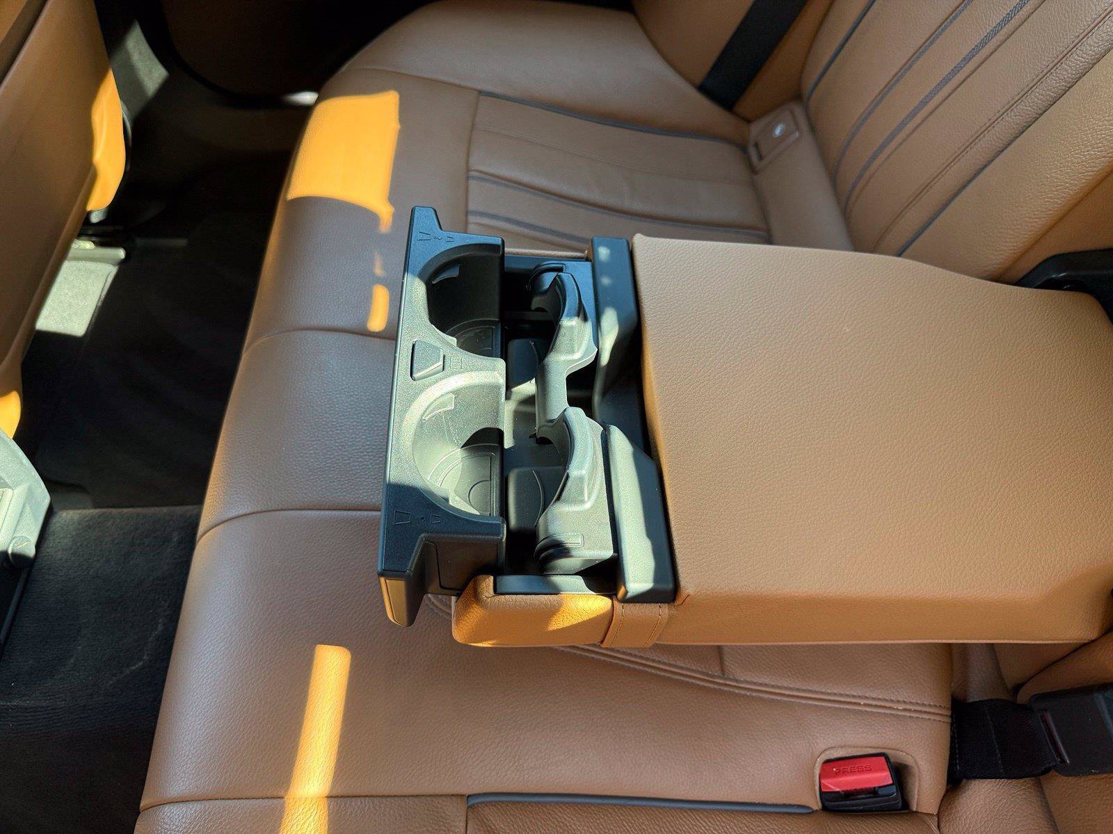 Used 2018 BMW 530i RWD image 30