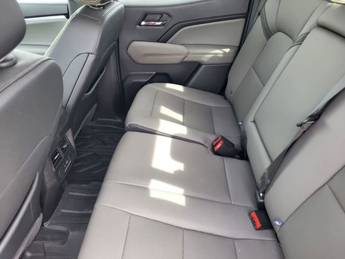 Used 2025 Chevrolet Colorado ZR2 w/ Technology Package image 27