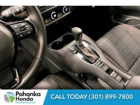 Used 2025 Honda HR-V Sport image 9