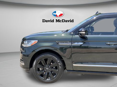 Certified 2023 Lincoln Navigator Black Label AWD/4WD image 34