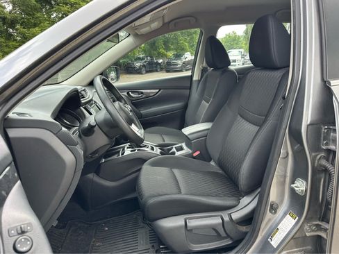 Used 2018 Nissan Rogue S AWD/4WD image 10