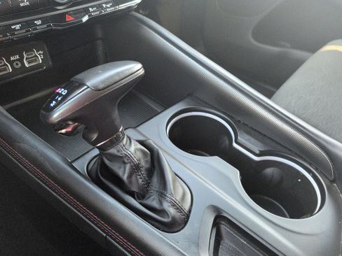 Used 2025 Dodge Durango GT RWD image 22