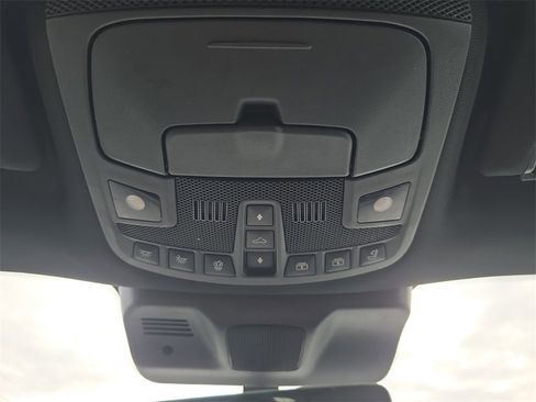 Used 2023 Lincoln Navigator Reserve image 32