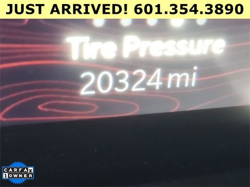 Used 2025 Jeep Grand Cherokee Altitude image 8