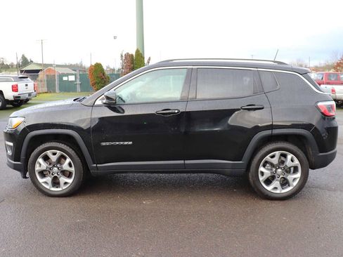 Used 2018 Jeep Compass Limited w/ Navigation Group image 8