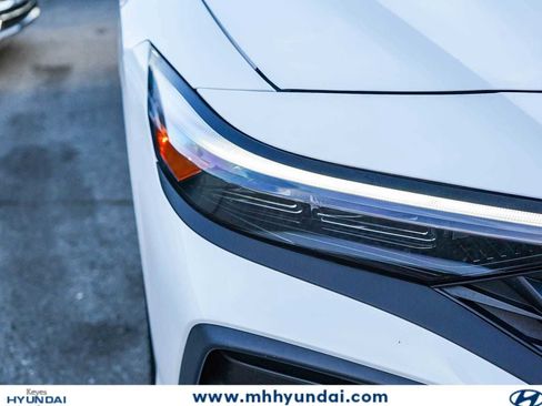New 2025 Hyundai Elantra Sport FWD image 10