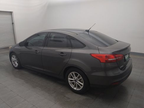 Used 2018 Ford Focus SE w/ Interior Protection Package FWD image 3