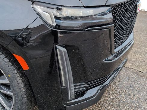 Used 2021 Cadillac Escalade Sport w/ Driver Assist Tech Package image 10