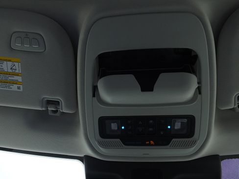 Used 2025 Ford Expedition Max Active RWD image 32