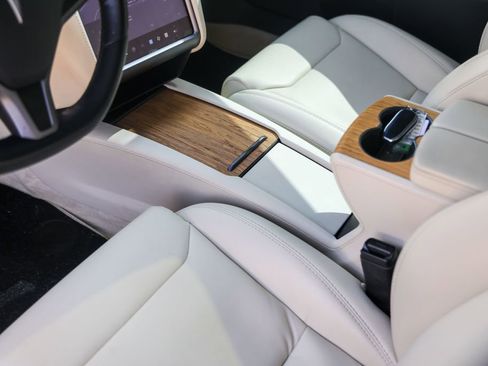 Used 2018 Tesla Model S 75D image 8