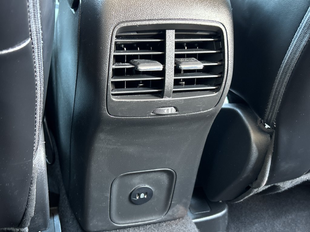 Used 2024 Ford Escape Platinum AWD/4WD image 19
