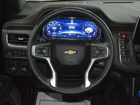 Used 2023 Chevrolet Tahoe LT w/ Luxury Package AWD/4WD image 36