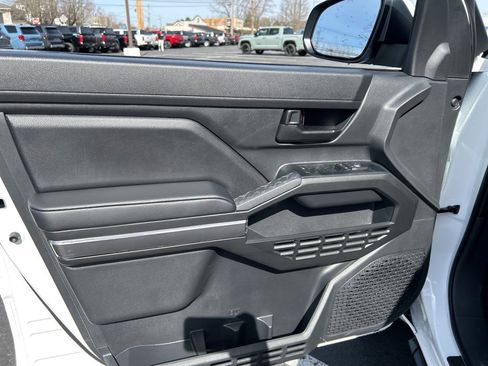 New 2026 Toyota Tacoma SR5 AWD/4WD image 18