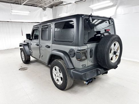 Used 2020 Jeep Wrangler Unlimited Sport S AWD/4WD image 3