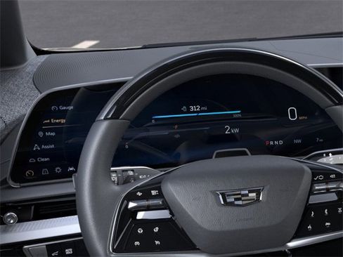 New 2026 Cadillac Optiq Luxury 1 image 18